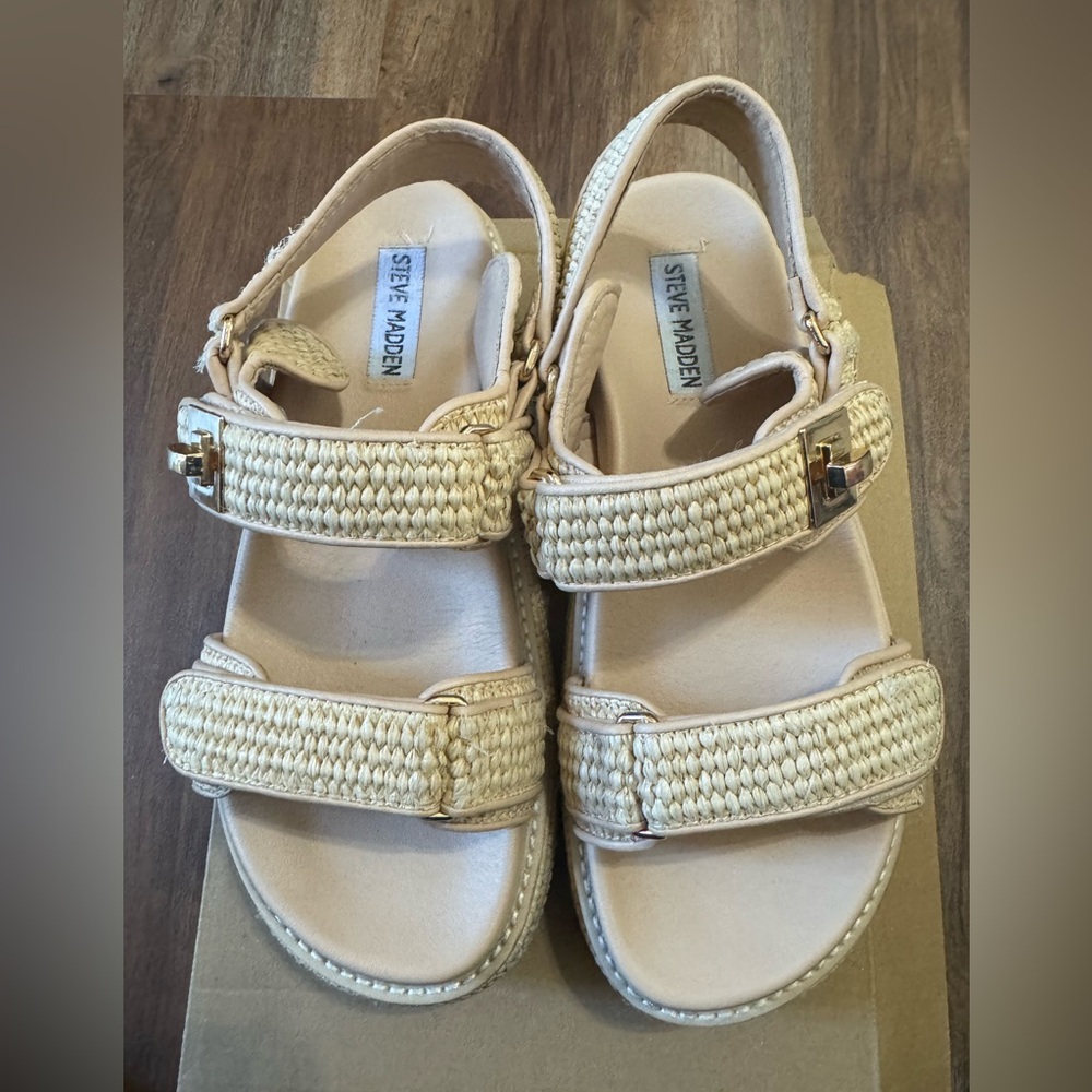 Steve Madden BigMona Raffia Sandals